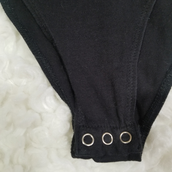H & M black basic bodysuit . Size M - Picture 6 of 14